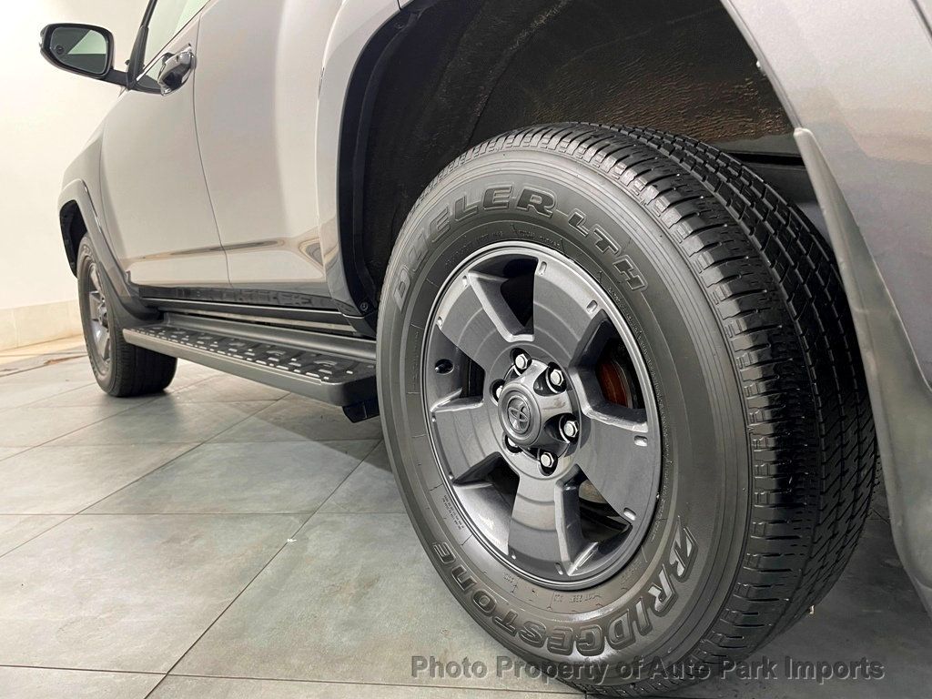 2017 Toyota 4Runner SR5 Premium 4WD - 21436183 - 35
