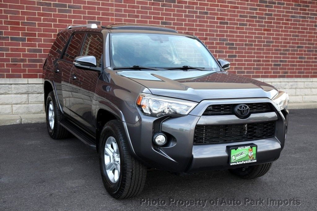 2017 Toyota 4Runner SR5 Premium 4WD photo 17