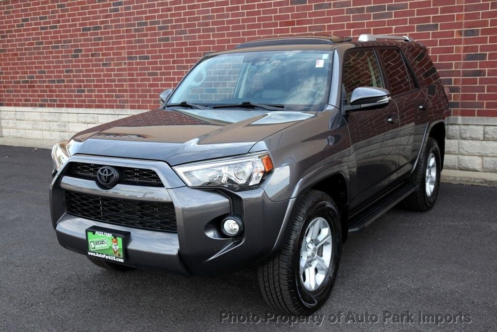 2017 Toyota 4Runner SR5 Premium 4WD photo 18