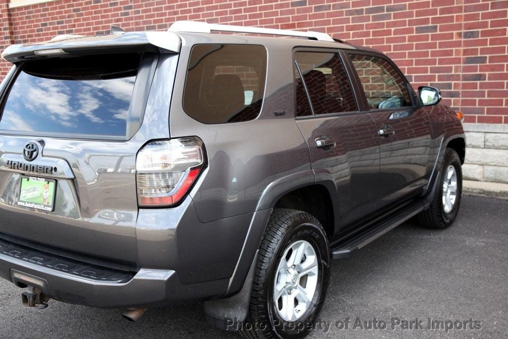 2017 Toyota 4Runner SR5 Premium 4WD photo 22