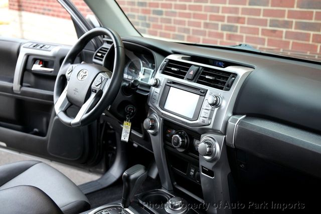 2017 Toyota 4Runner SR5 Premium 4WD - 22872213 - 36