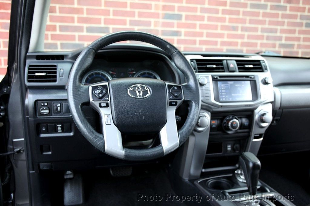 2017 Toyota 4Runner SR5 Premium 4WD photo 36
