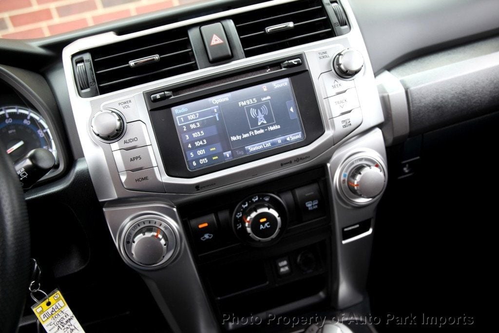 2017 Toyota 4Runner SR5 Premium 4WD photo 39