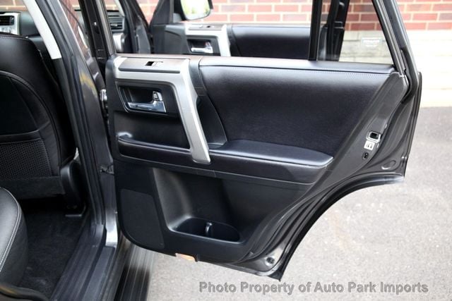 2017 Toyota 4Runner SR5 Premium 4WD - 22872213 - 52