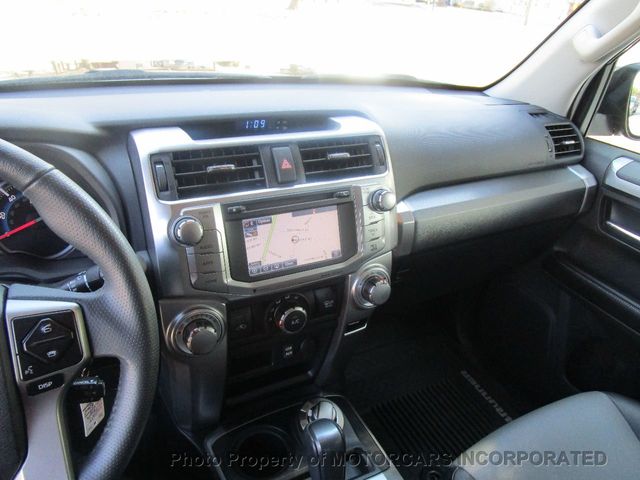 2017 Toyota 4Runner SR5 Premium 4WD - 18712358 - 11