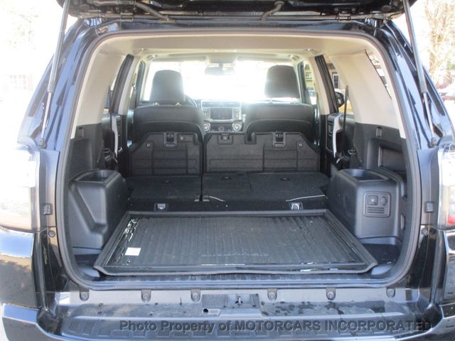 2017 Toyota 4Runner SR5 Premium 4WD - 18712358 - 17