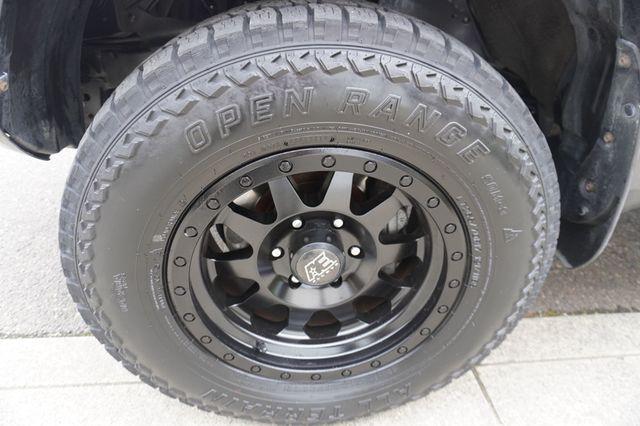 2017 Toyota 4Runner SR5 Premium 4WD - 22995599 - 18