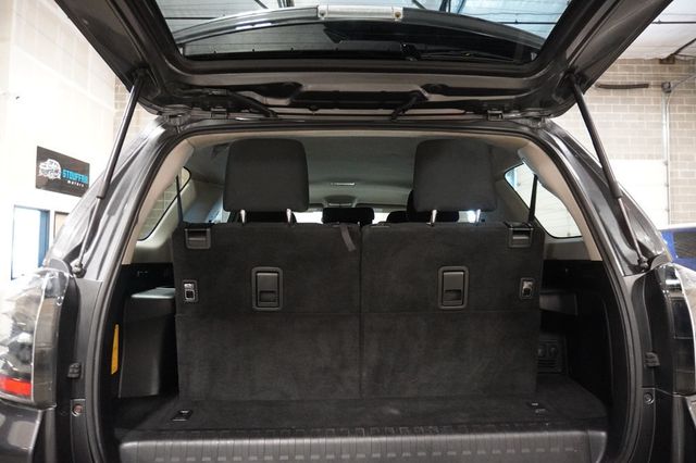 2017 Toyota 4Runner SR5 Premium 4WD - 23042600 - 14