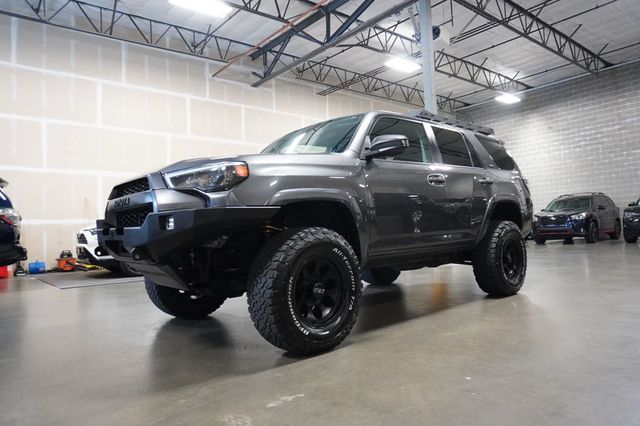 2017 Toyota 4Runner SR5 Premium 4WD - 23042600 - 1