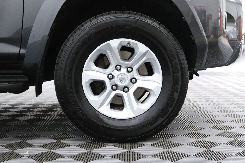 2017 Toyota 4Runner SR5 Premium 4WD - 23036355 - 3