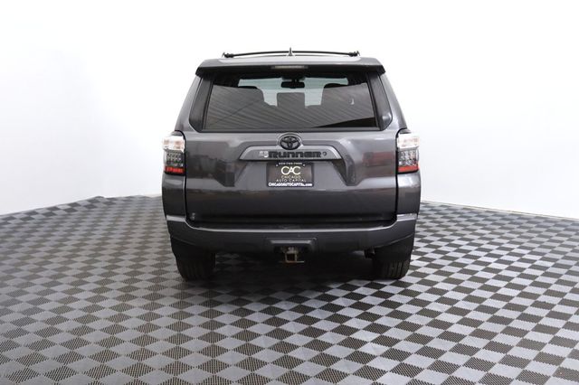 2017 Toyota 4Runner SR5 Premium 4WD - 23036355 - 5