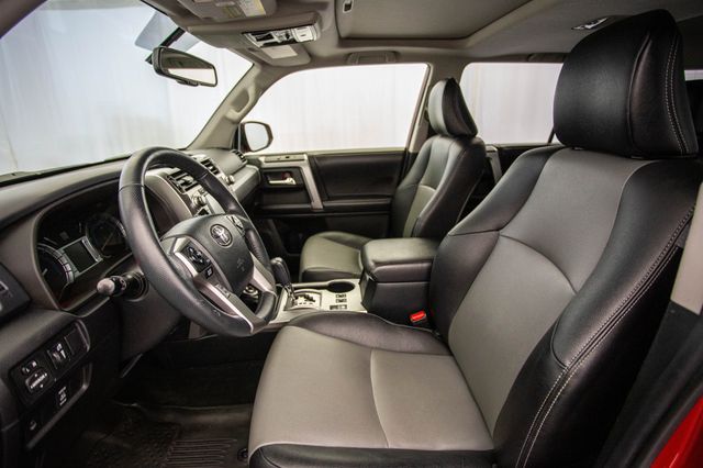 2017 Toyota 4Runner SR5 Premium 4WD - 22904787 - 17