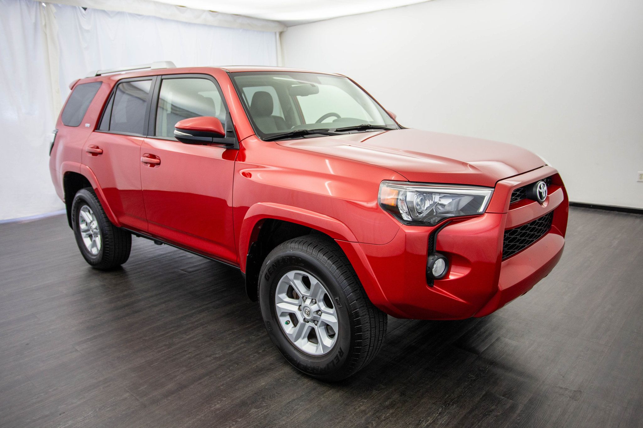 2017 Toyota 4Runner SR5 Premium 4WD photo 3