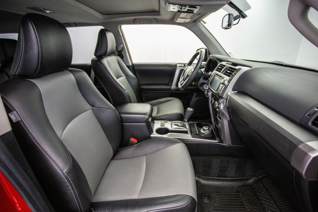 2017 Toyota 4Runner SR5 Premium 4WD - 22904787 - 19