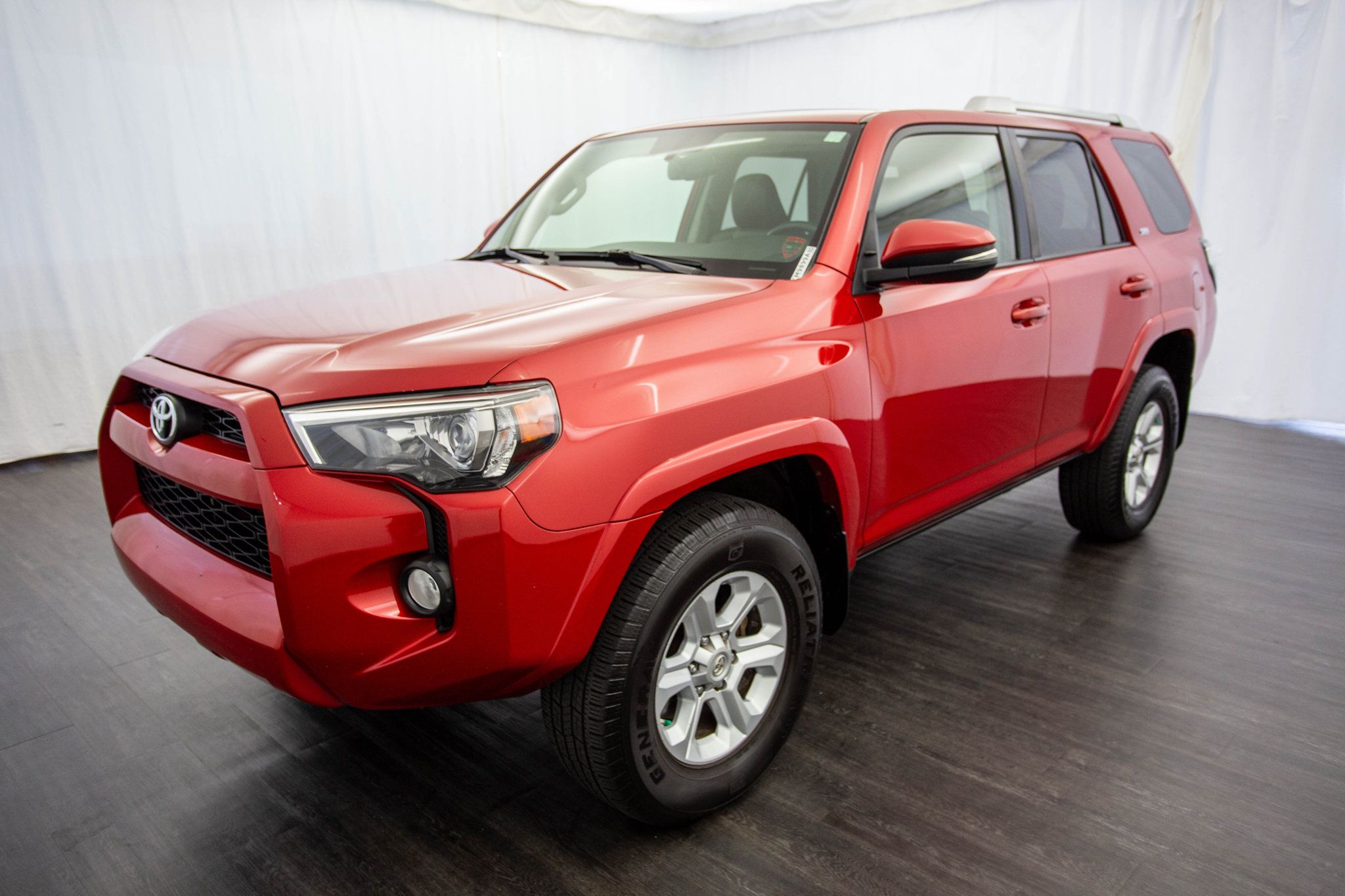 2017 Toyota 4Runner SR5 Premium 4WD photo 4