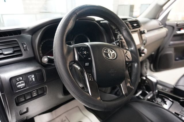 2017 Toyota 4Runner TRD Off Road 4WD - 23066760 - 10