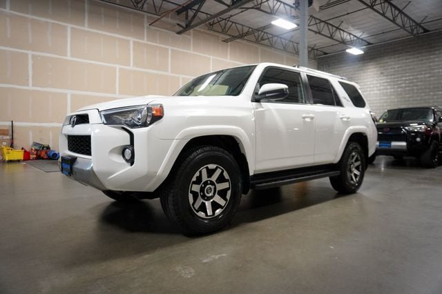 2017 Toyota 4Runner TRD Off Road 4WD - 23066760 - 1
