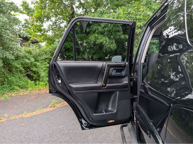 2017 Toyota 4Runner TRD Off Road 4WD - 23030891 - 10