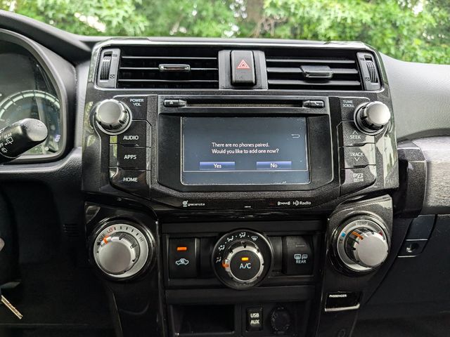 2017 Toyota 4Runner TRD Off Road 4WD - 23030891 - 29