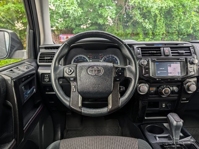 2017 Toyota 4Runner TRD Off Road 4WD - 23030891 - 31