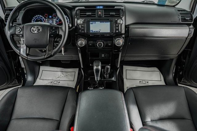 2017 Toyota 4Runner TRD Off Road Premium 4WD - 22373958 - 26