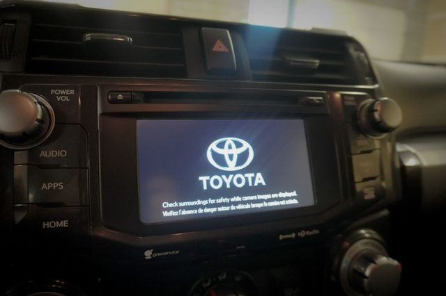 2017 Toyota 4Runner TRD Pro 4WD - 23087893 - 11