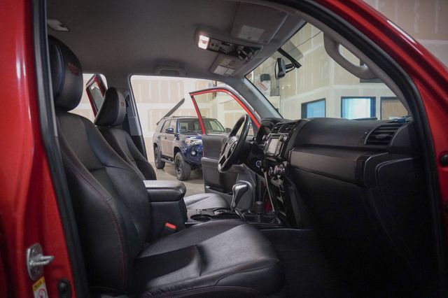 2017 Toyota 4Runner TRD Pro 4WD - 23087893 - 13