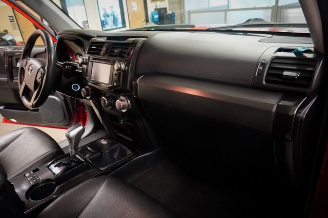 2017 Toyota 4Runner TRD Pro 4WD - 23087893 - 14