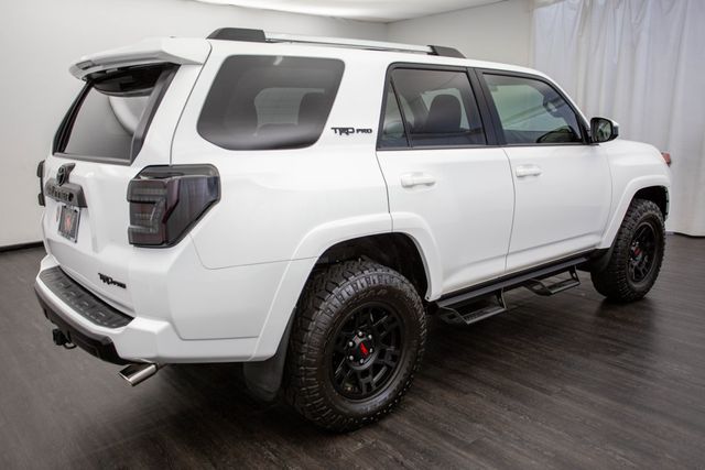 2017 Toyota 4Runner TRD Pro 4WD - 22549081 - 9