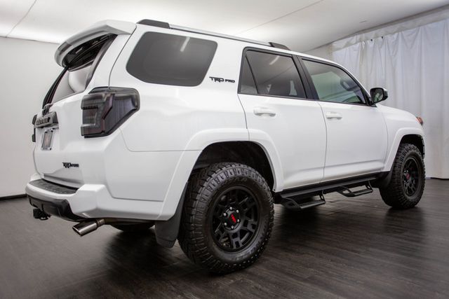 2017 Toyota 4Runner TRD Pro 4WD - 22549081 - 29