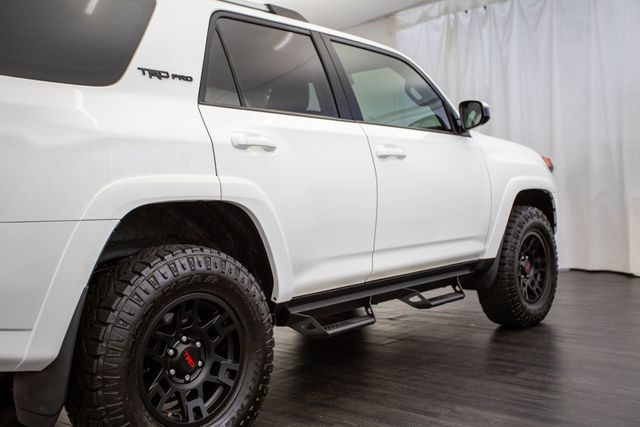 2017 Toyota 4Runner TRD Pro 4WD - 22549081 - 32