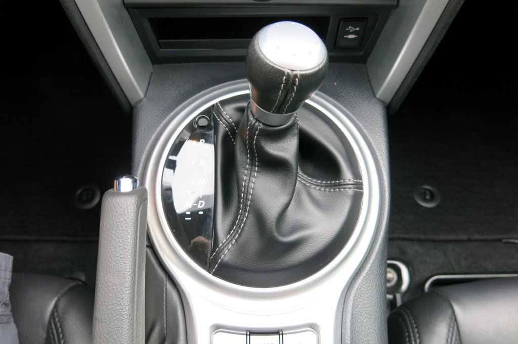 2017 Toyota GR86 Base photo 26
