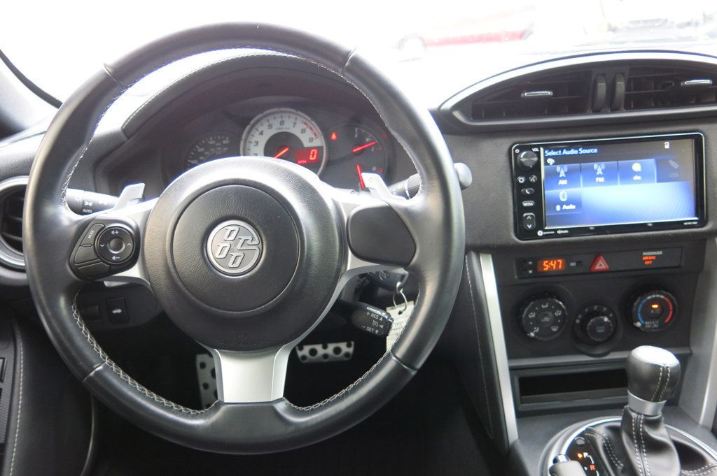 2017 Toyota GR86 Base photo 46