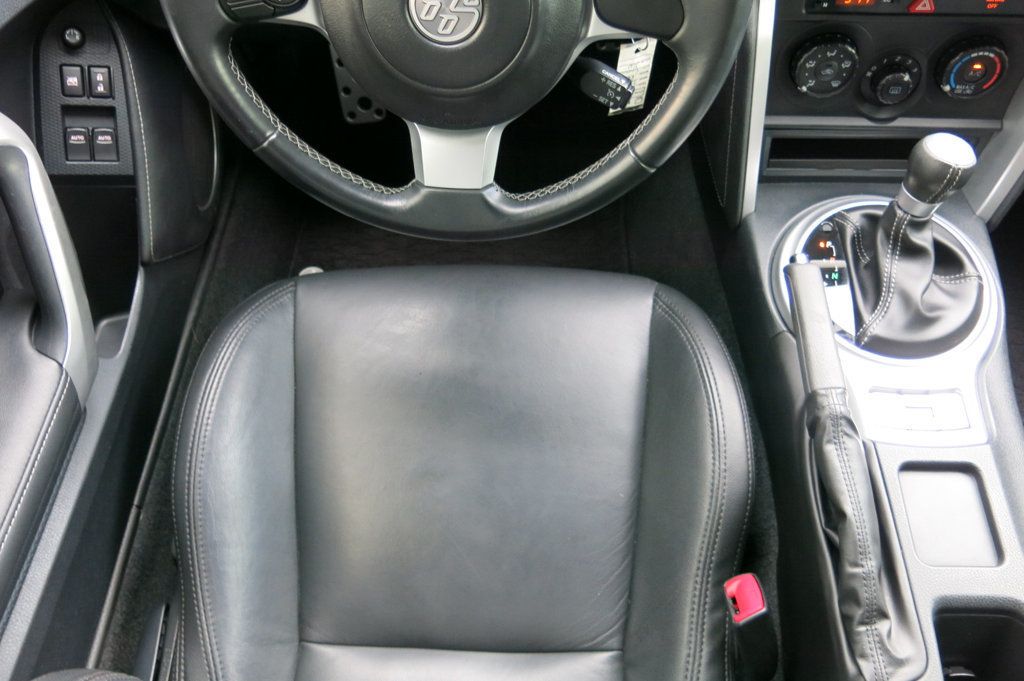2017 Toyota GR86 Base photo 48