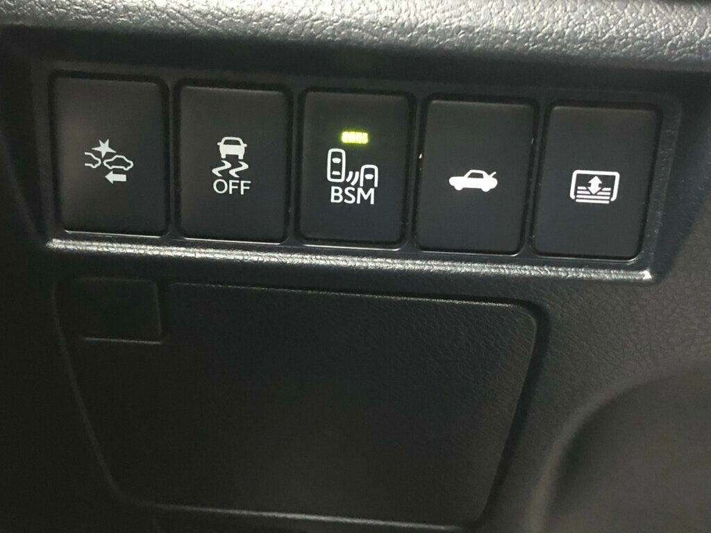 2017 Toyota Avalon  - 22972052 - 15