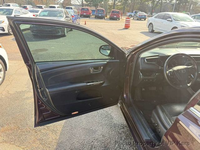 2017 Toyota Avalon XLE - 22986812 - 18