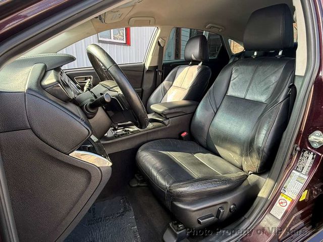 2017 Toyota Avalon XLE - 22986812 - 19