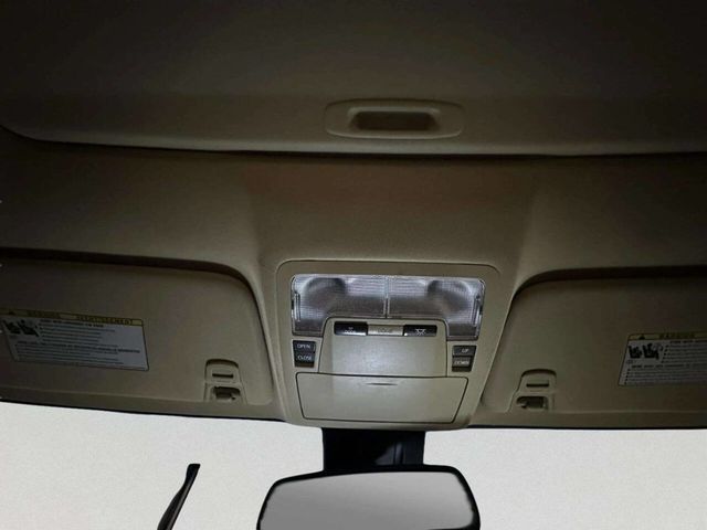 2017 Toyota Avalon XLE 4dr Sedan - 22963918 - 26