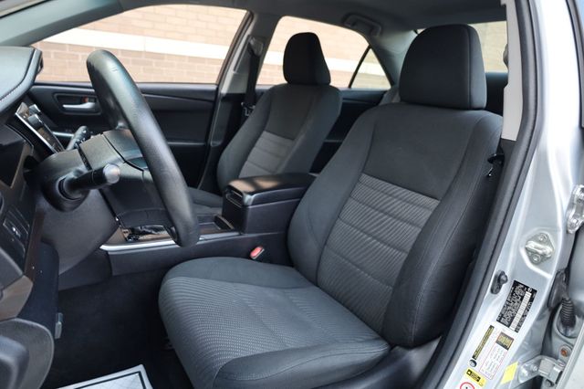 2017 Toyota Camry  - 22932878 - 9