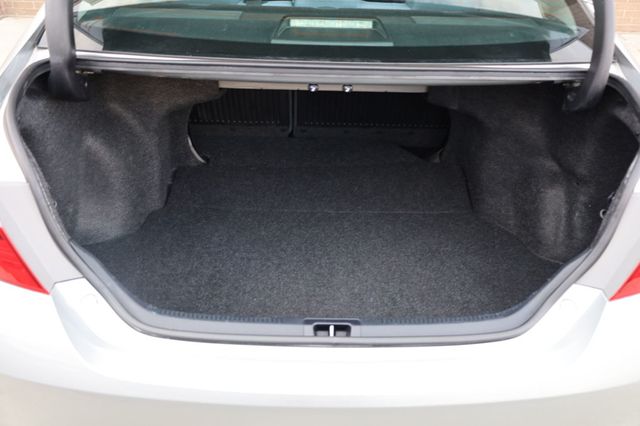 2017 Toyota Camry  - 22932878 - 23