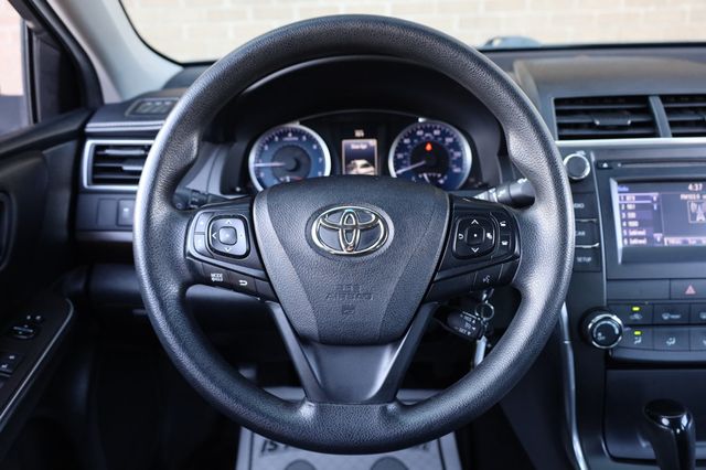 2017 Toyota Camry  - 22939909 - 29