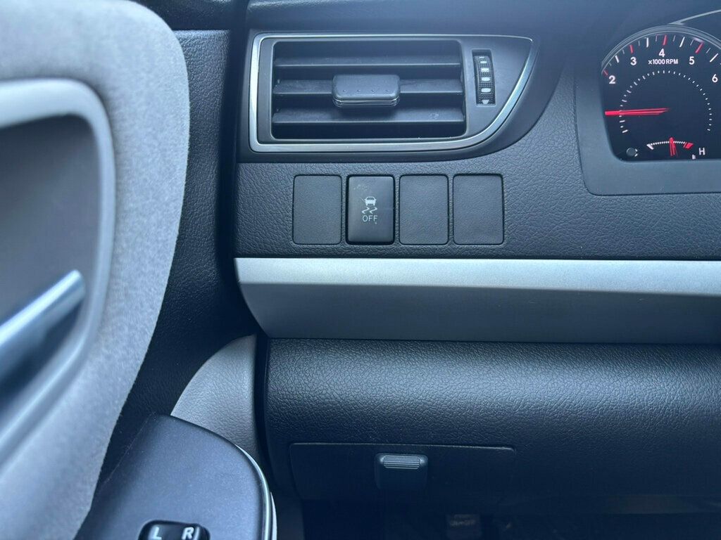 2017 Toyota Camry 2017 TOYOTA CAMRY XSE - 22990879 - 33