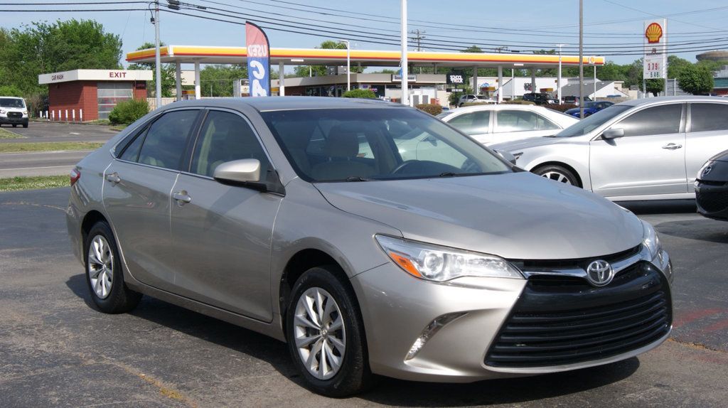 2017 Toyota Camry 3 MONTH WARRANTY , JUST SERVICED , VERY CLEAN INSIDE AND OUT  - 23012598 | Video 1