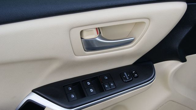 2017 Toyota Camry 3 MONTH WARRANTY , JUST SERVICED , VERY CLEAN INSIDE AND OUT  - 23012598 - 26