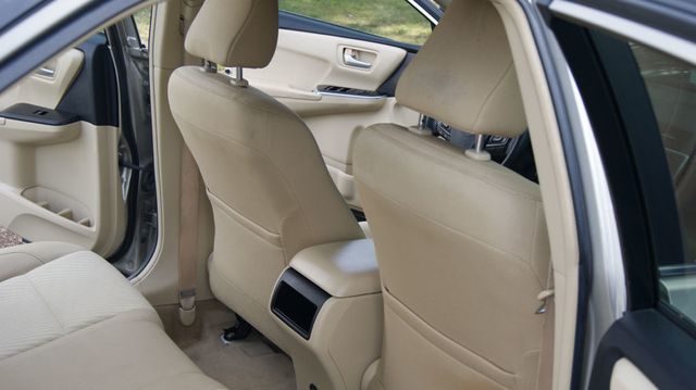 2017 Toyota Camry 3 MONTH WARRANTY , JUST SERVICED , VERY CLEAN INSIDE AND OUT  - 23012598 - 34