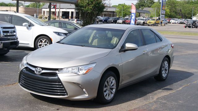 2017 Toyota Camry 3 MONTH WARRANTY , JUST SERVICED , VERY CLEAN INSIDE AND OUT  - 23012598 - 5