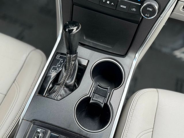 2017 Toyota Camry HYBRID - 22986388 - 28