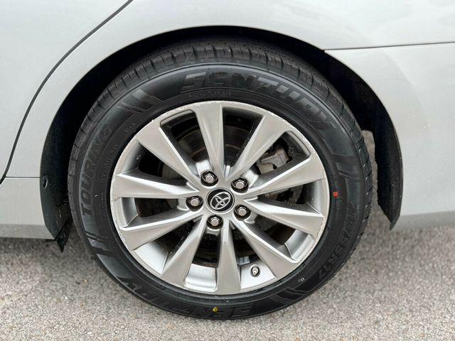 2017 Toyota Camry HYBRID - 22986388 - 39