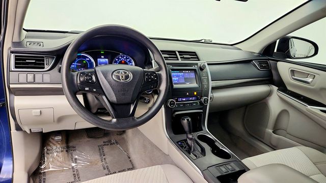 2017 Toyota Camry Hybrid LE CVT - 23040983 - 11