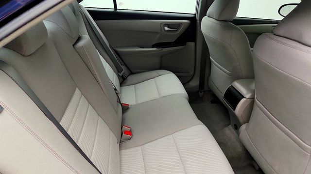 2017 Toyota Camry Hybrid LE CVT - 23040983 - 21